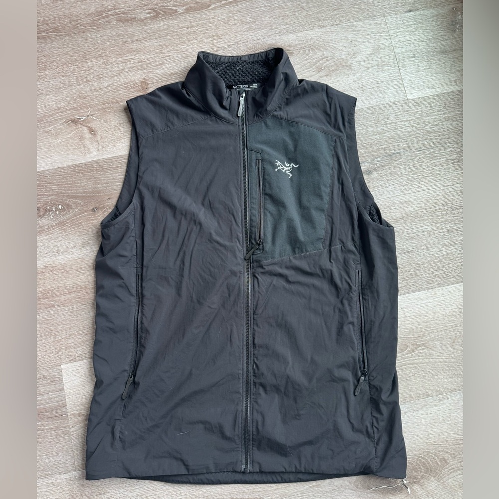 Arc'teryx Men's Black Vest